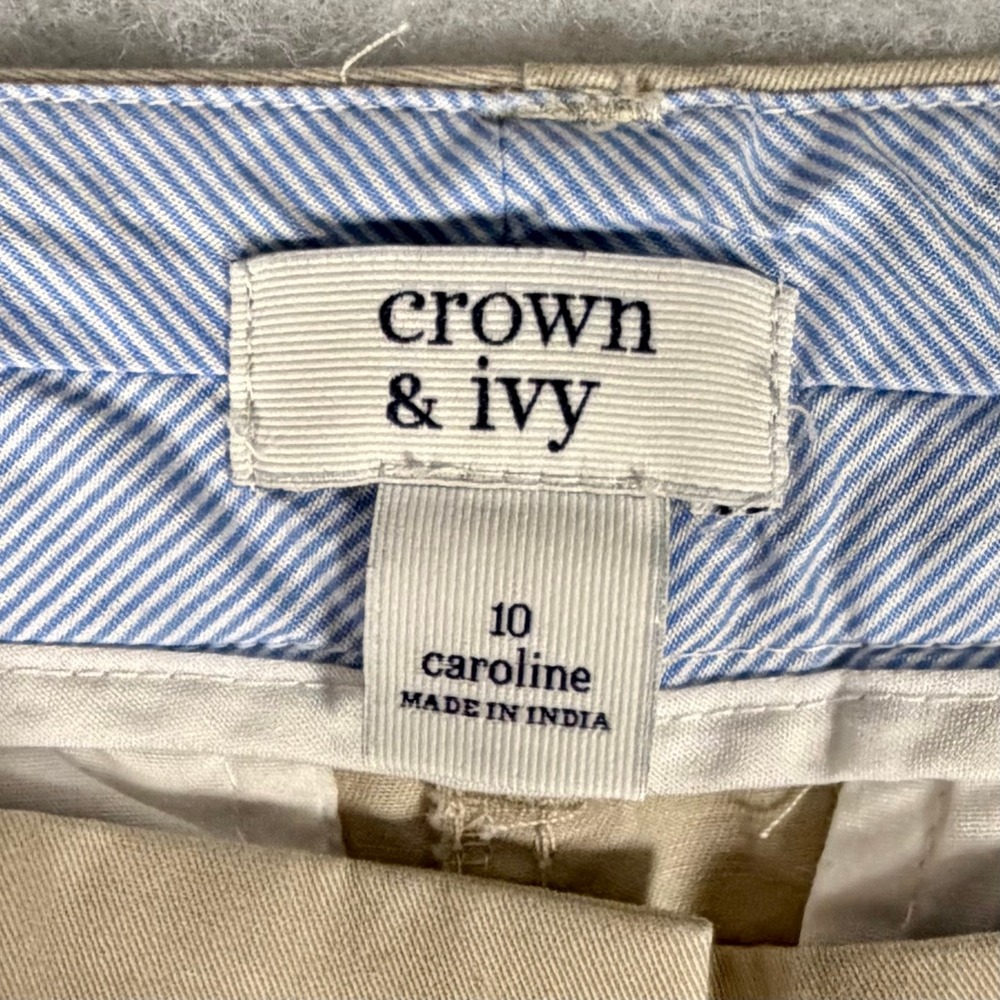 Crown & Ivy Caroline Shorts Womens 10 Pebble Beige 7 Inch Inseam Classic Fit NWT - Picture 3 of 7